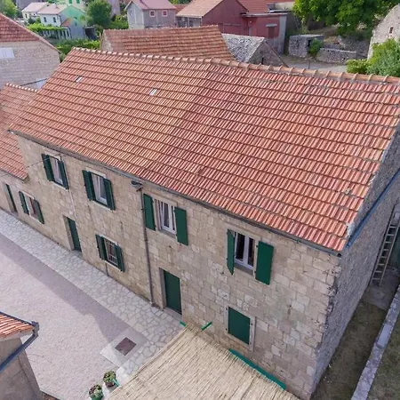 Vintage, Makarska -