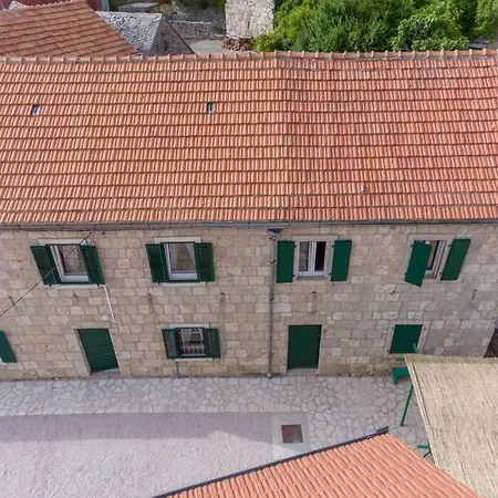 Vintage, Makarska -
