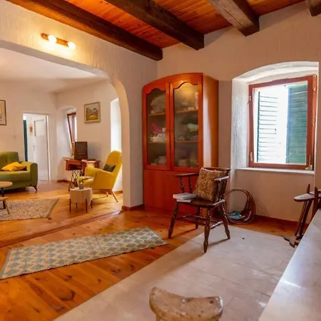 Villa Stone House With Jacuzzi And Billiard Peaceful Nature Retreat Near Makarska Riviera *